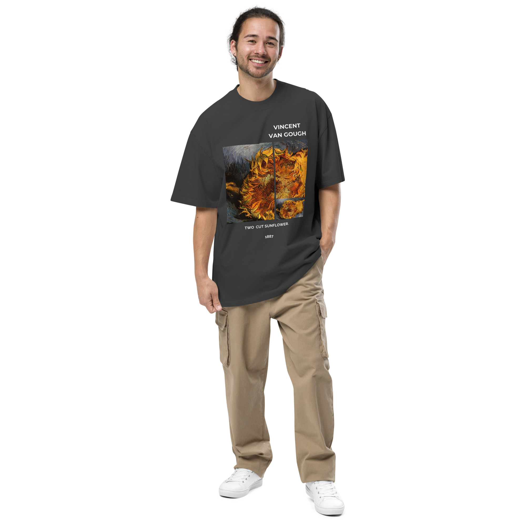 Two cut sunflower. Oversized faded t-shirt - Image 3